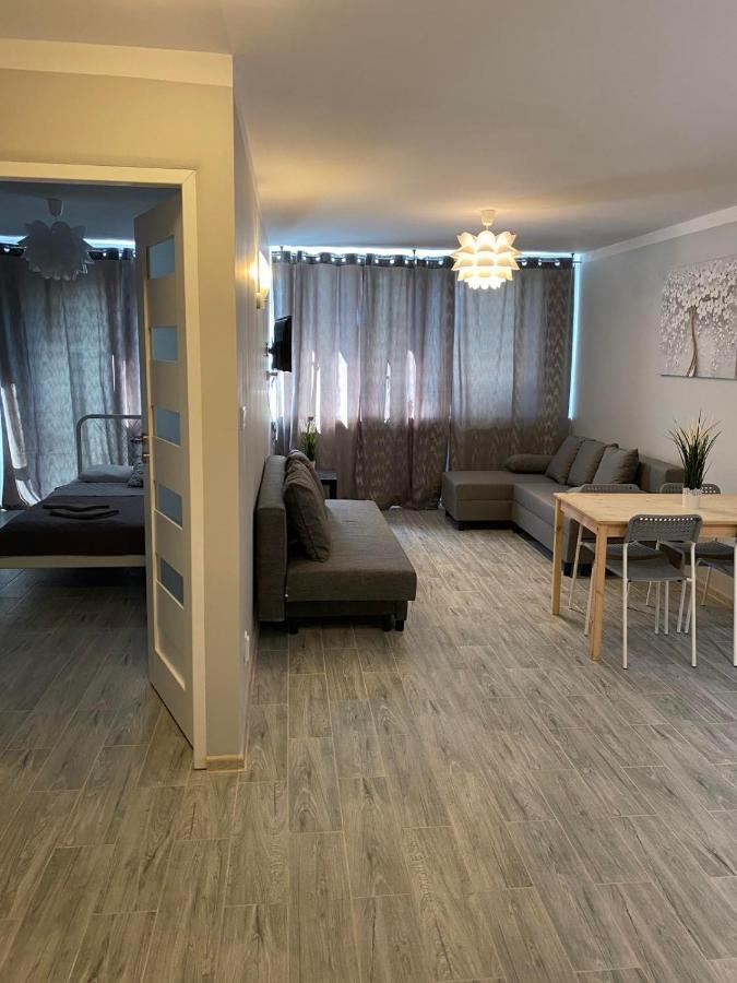 Coser Apartamenty Metro Onz Warszawa Exteriör bild