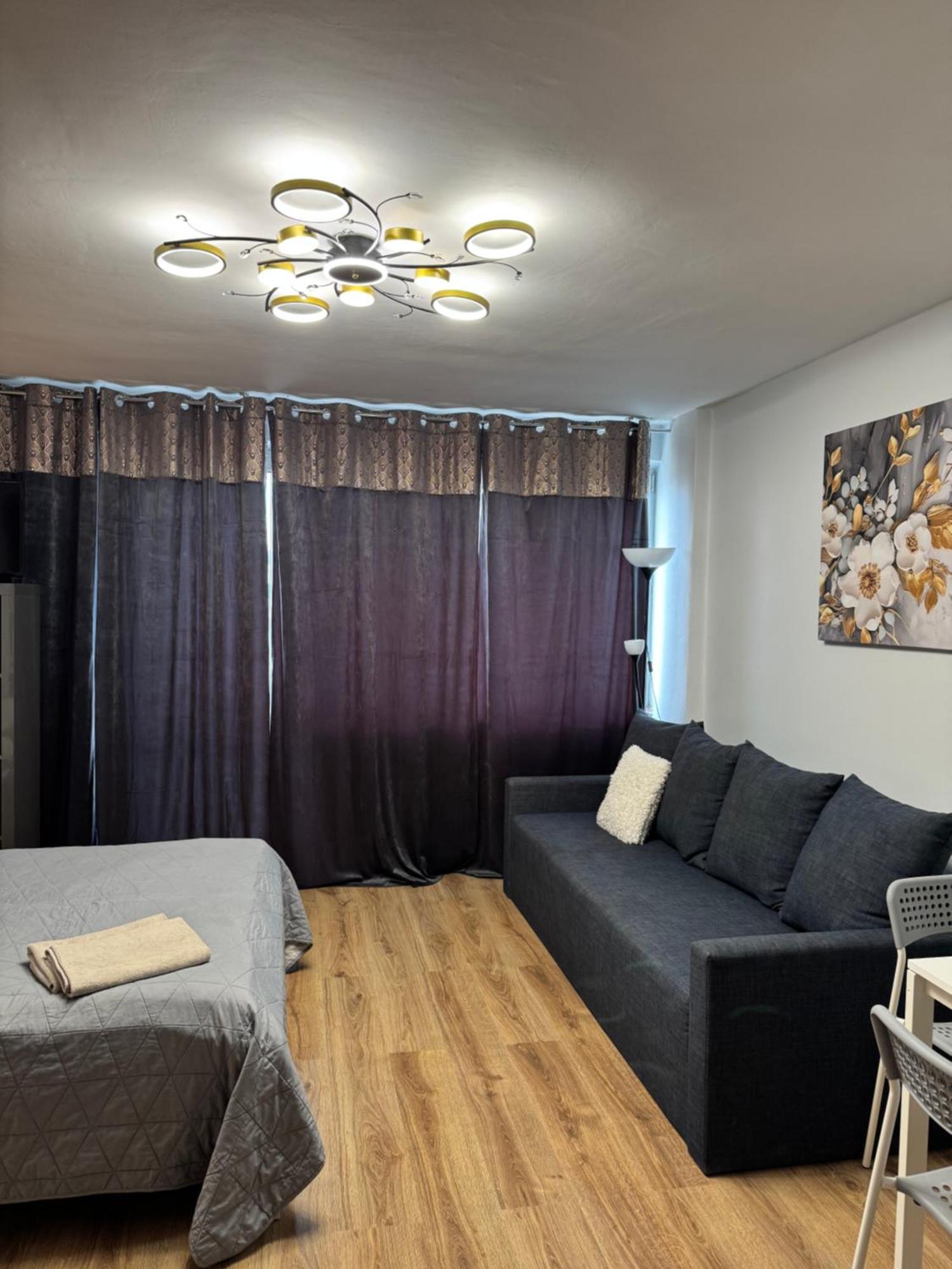 Coser Apartamenty Metro Onz Warszawa Exteriör bild